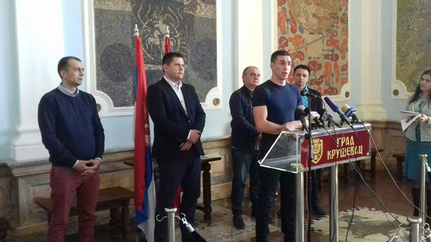 МАРКО НИКОЛИЋ ПОКАЗАО ДА ИМА ВЕЛИКО СРЦЕ: Ван ринга шампион хуманости